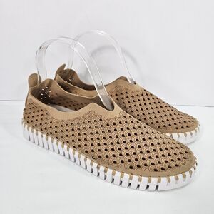 Ilse Jacobsen Tulip Hornbeak Latte Slip-on Shoes Women's EU sizes 38/ US 8